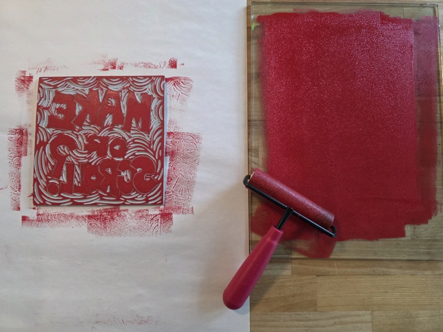 Making the linocut